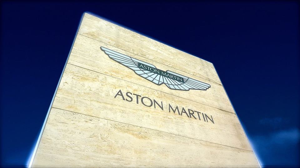 Aston Martin DBS – a legend of the 1960s.