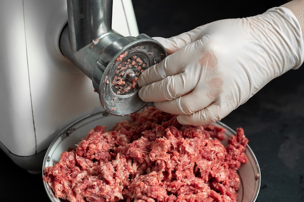 Enhancing Meat Processing Efficiency with Vacuum Bowl Cutters